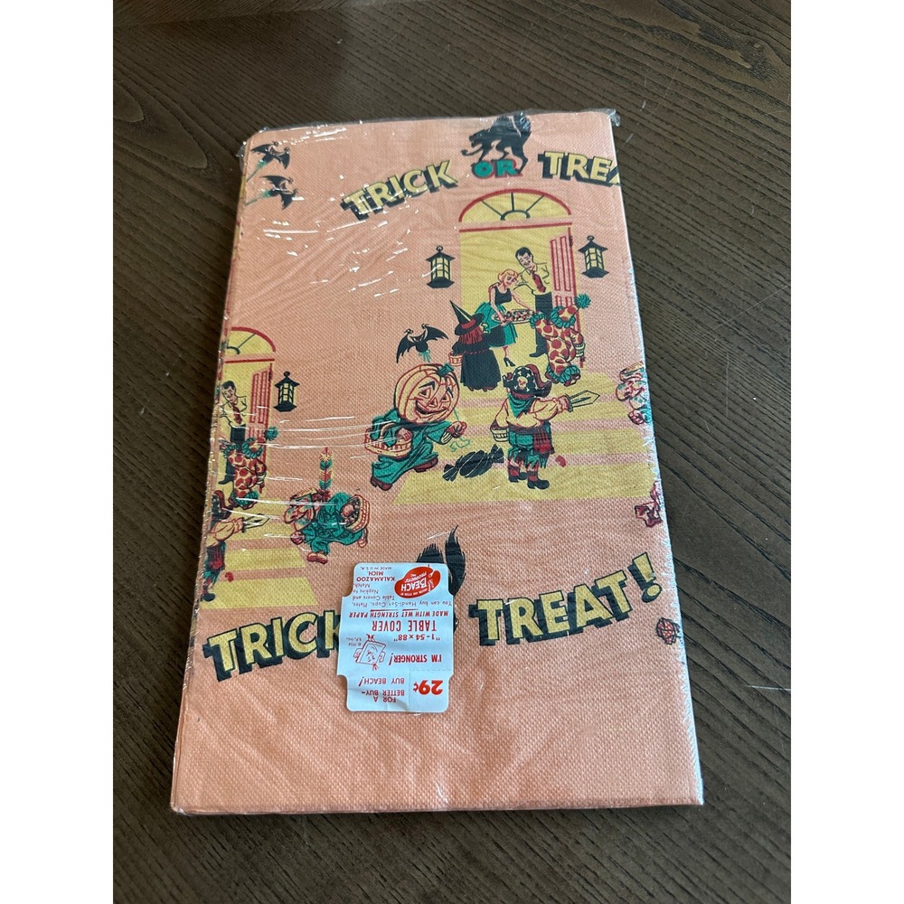 Vintage 1954 Beach Products Halloween Table Cover Trick or Treat Paper Sealed - Picture 2 of 4